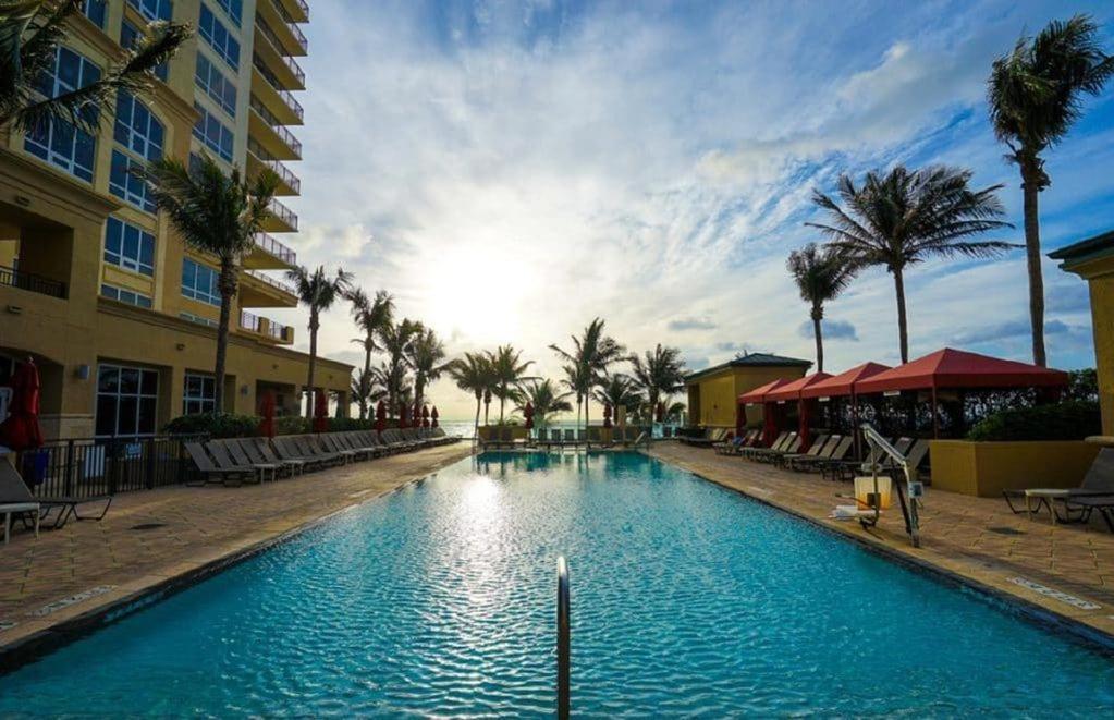 Singer Island Beach Resort And Spa, Located At The Palm Beach Resort Riviera Beach Exterior photo